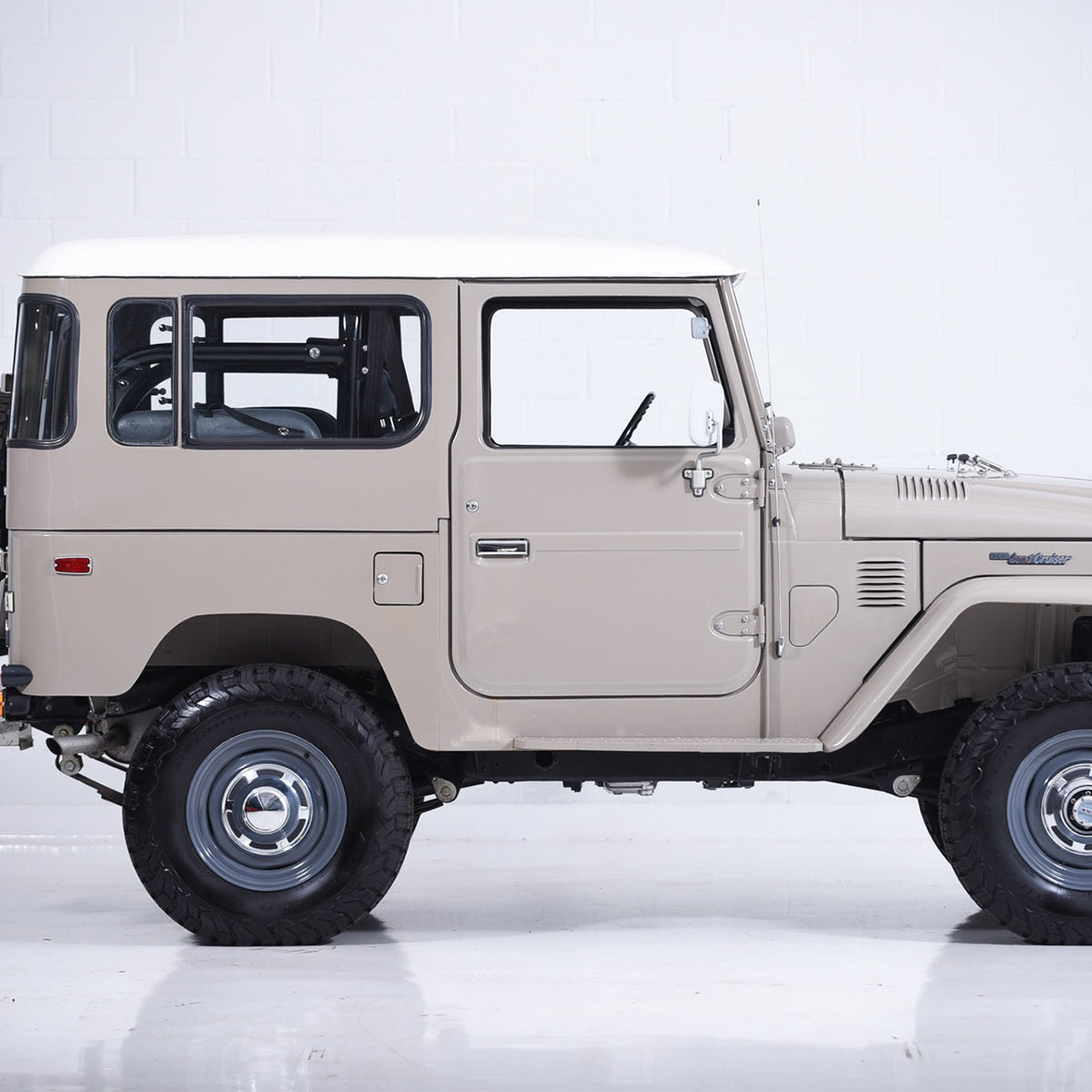 Front Door Post Support, for FJ40, FJ45 Toyota Land Cruiser, RH