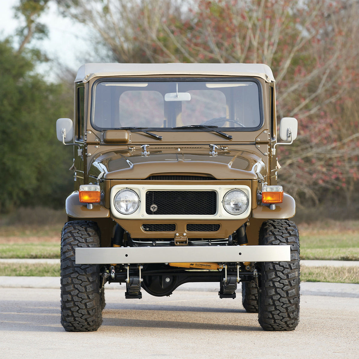 Front Bezel 79-84 with chrome, for FJ40, FJ45 Toyota Land Cruiser