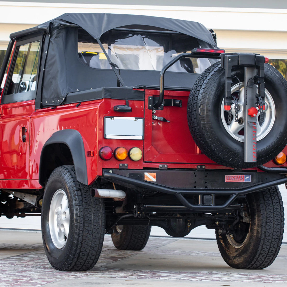 DEFENDER 90 AND DEFENDER 110 TAIL PANEL ALR7259